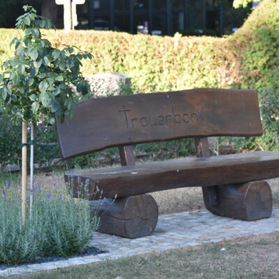 Trauerbank Parkfriedhof Stadthagen